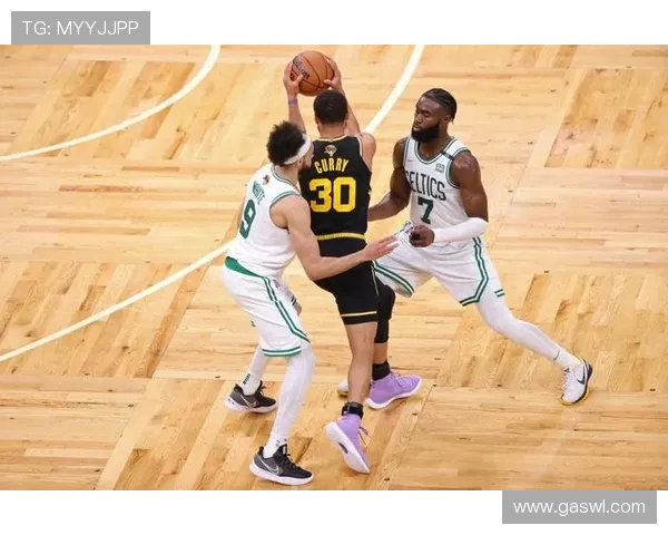 骑士对阵凯尔特人比赛节奏与攻防数据解读下的大小分走势前瞻